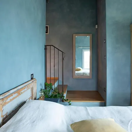 * * * * * Splendida * Καστενάζο