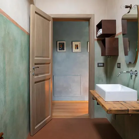 * * * * * Splendida * Καστενάζο