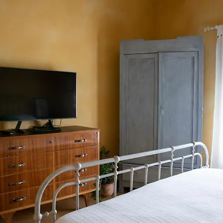 公寓 * * * * * Splendida 卡斯泰纳索