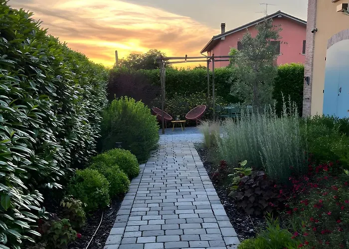 * * * * * Splendida Castenaso